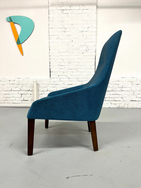 Alya Lounge Chair by Andreu World
