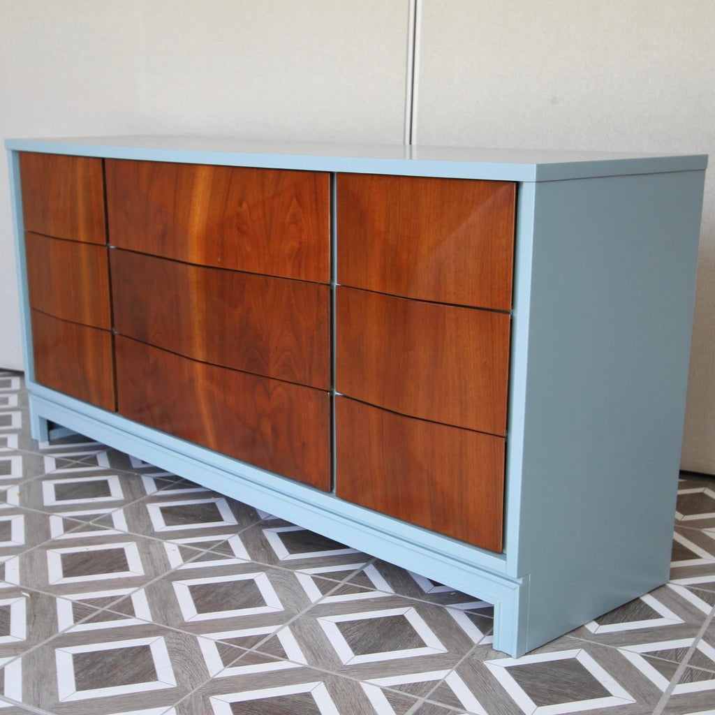 MCM 9-Drawer Dresser by United Furniture With Grey Trim MCM 9-Drawer Dresser by United Furniture With Grey Trim